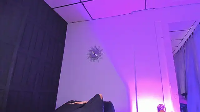 sam carsonx online show from October 18, 2025, 9:28 pm