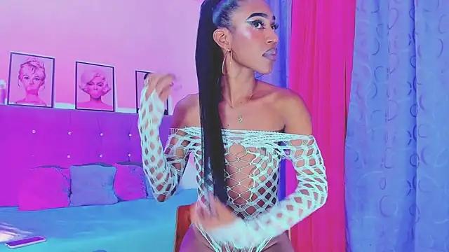 Snapshot of Kimberly_thompsom chatting on February 14, 2025, 6:34 am Kimberly thompsom online show from February 14, 2025, 6:34 am