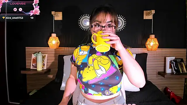 Snapshot of AnnaVictoria__ chatting on March 14, 2026, 2:17 am AnnaVictoria online show from March 14, 2026, 2:17 am