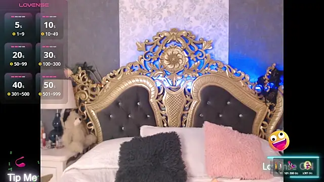 Giselle Noah online show from November 8, 2025, 3:59 pm