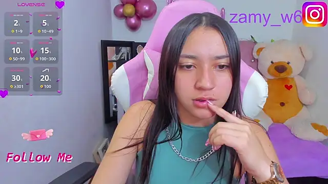 Snapshot of karla_cute01 chatting on November 9, 2025, 5:44 am karla cute01 online show from November 9, 2025, 5:44 am