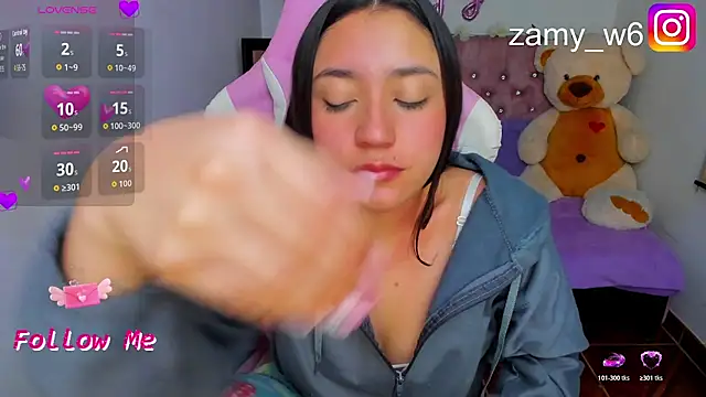 Snapshot of karla_cute01 chatting on December 2, 2025, 8:27 am karla cute01 online show from December 2, 2025, 8:27 am