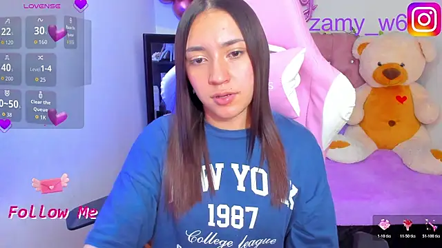 Snapshot of karla_cute01 chatting on October 24, 2025, 10:31 pm karla cute01 online show from October 24, 2025, 10:31 pm