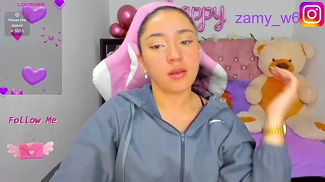 Snapshot of karla_cute01 chatting on October 21, 2025, 5:29 am karla cute01 online show from October 21, 2025, 5:29 am