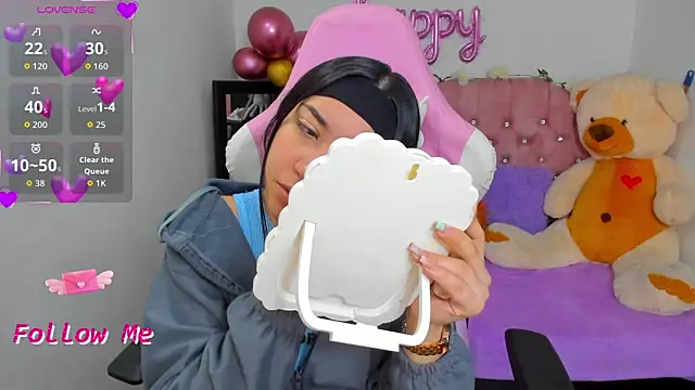 Snapshot of karla_cute01 chatting on October 18, 2025, 8:05 am karla cute01 online show from October 18, 2025, 8:05 am