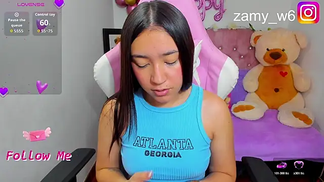 Snapshot of karla_cute01 chatting on November 16, 2025, 5:12 am karla cute01 online show from November 16, 2025, 5:12 am