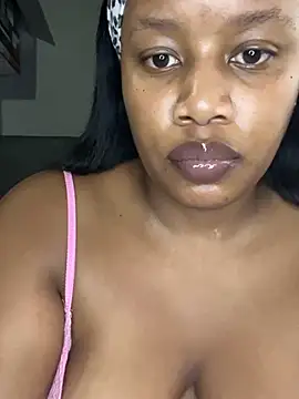 MimiCurves online show from February 13, 2026, 2:39 pm