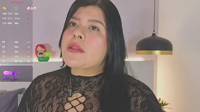 Snapshot of Scarlett_grey1 chatting on November 19, 2025, 5:18 am Scarlett grey1 online show from November 19, 2025, 5:18 am