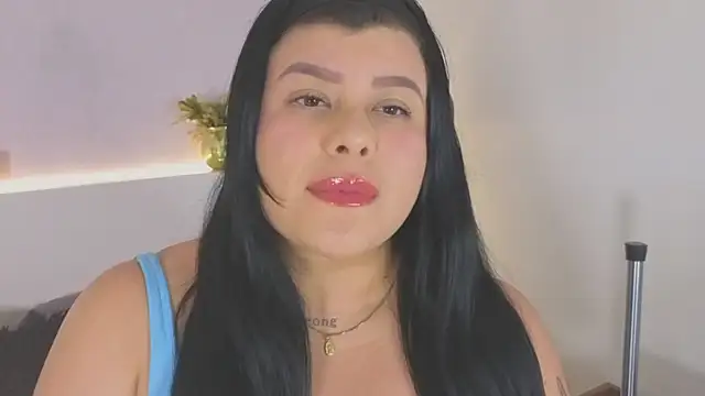 Snapshot of Scarlett_grey1 chatting on November 26, 2025, 1:05 am Scarlett grey1 online show from November 26, 2025, 1:05 am