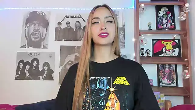 Snapshot of Meowlody chatting on February 20, 2025, 12:41 am Meowlody online show from February 20, 2025, 12:41 am