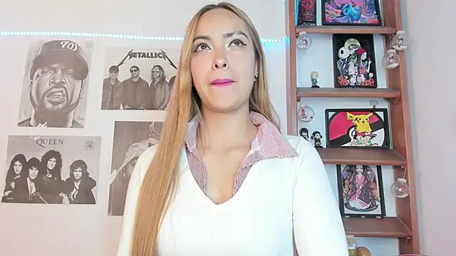 Snapshot of Meowlody chatting on September 13, 2025, 12:21 am Meowlody online show from September 13, 2025, 12:21 am