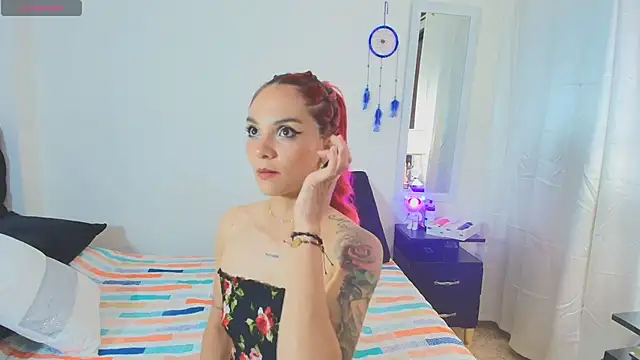 Snapshot of MeganLorensx chatting on January 20, 2025, 9:01 pm MeganLorensx online show from January 20, 2025, 9:01 pm