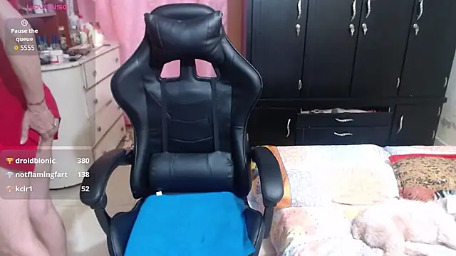 Snapshot of Giorgia_xue53 chatting on October 31, 2025, 4:42 am Giorgia xue53 online show from October 31, 2025, 4:42 am