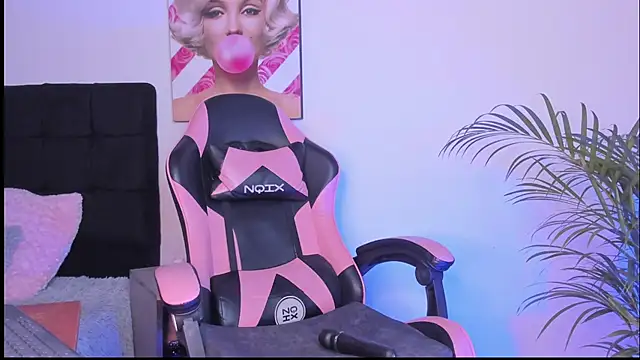 Snapshot of Kenia_tompson01 chatting on October 13, 2025, 7:26 pm Kenia tompson01 online show from October 13, 2025, 7:26 pm