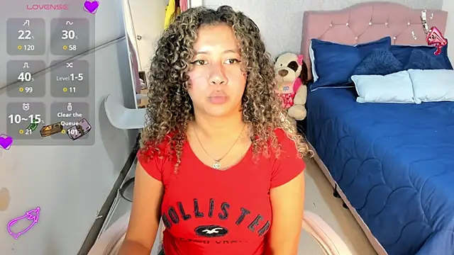 Kenia tompson01 online show from February 18, 2025, 5:31 pm