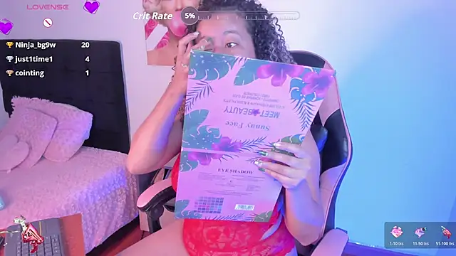 Snapshot of Kenia_tompson01 chatting on October 25, 2025, 8:46 am Kenia tompson01 online show from October 25, 2025, 8:46 am