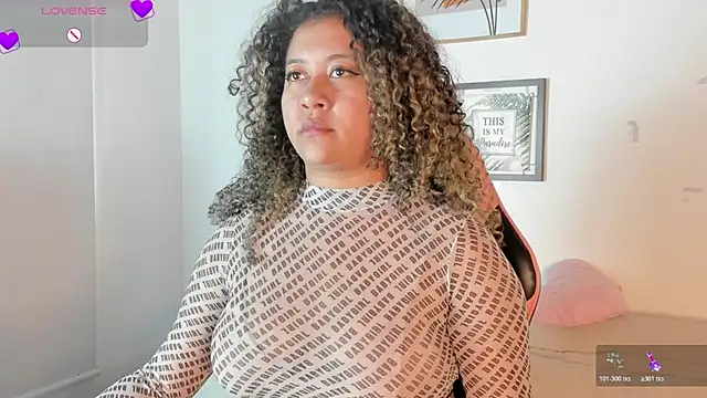 Snapshot of Kenia_tompson01 chatting on November 13, 2025, 8:46 pm Kenia tompson01 online show from November 13, 2025, 8:46 pm