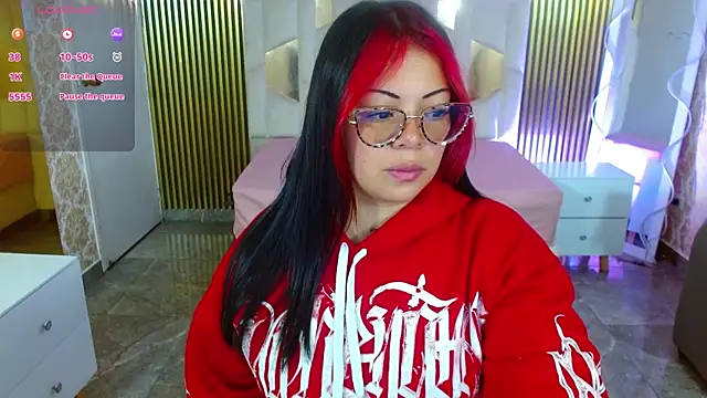 martinna tay online show from October 30, 2025, 3:27 am