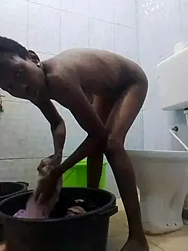 LOVELY-2BERRY online show from September 28, 2025, 7:48 am