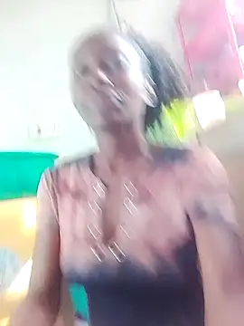 LOVELY-2BERRY online show from November 21, 2025, 6:12 am