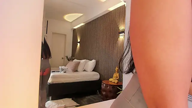 AliceHanz online show from February 12, 2026, 4:56 am