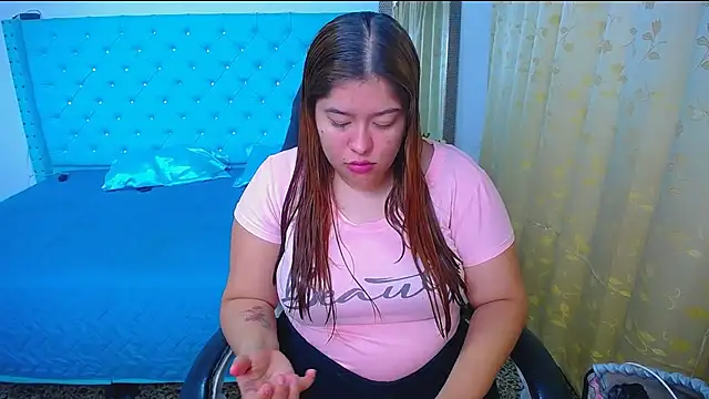 Snapshot of littleflower4you chatting on September 28, 2025, 12:23 pm littleflower4you online show from September 28, 2025, 12:23 pm