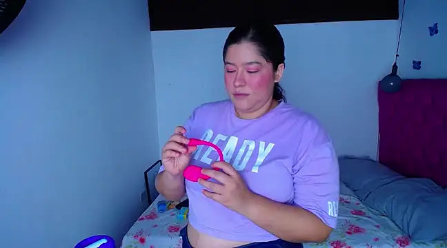 Snapshot of littleflower4you chatting on March 6, 2025, 7:21 pm littleflower4you online show from March 6, 2025, 7:21 pm