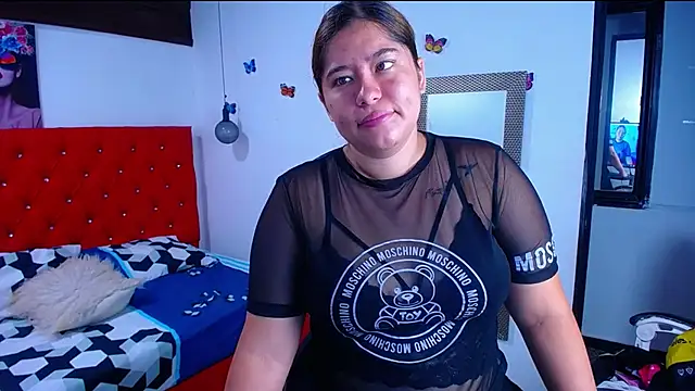 Snapshot of littleflower4you chatting on October 26, 2025, 12:49 pm littleflower4you online show from October 26, 2025, 12:49 pm