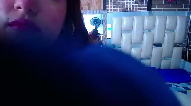 Snapshot of littleflower4you chatting on March 13, 2025, 6:56 pm littleflower4you online show from March 13, 2025, 6:56 pm