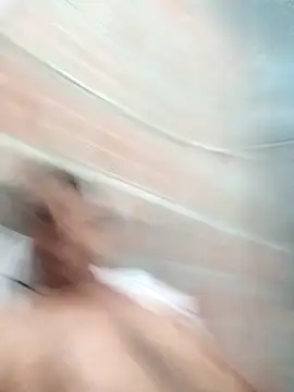 Snapshot of Janle_19c chatting on January 24, 2025, 3:32 am Janle 19c online show from January 24, 2025, 3:32 am