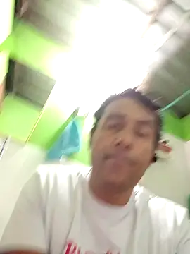 Snapshot of Janle_19c chatting on February 8, 2025, 10:39 am Janle 19c online show from February 8, 2025, 10:39 am