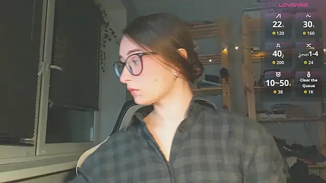 Snapshot of monlight__dana chatting on November 8, 2025, 3:59 pm monlight dana online show from November 8, 2025, 3:59 pm