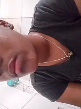 Snapshot of -_Anny_- chatting on October 25, 2025, 3:56 pm - Anny - online show from October 25, 2025, 3:56 pm