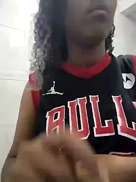 Snapshot of -_Anny_- chatting on October 17, 2025, 11:28 pm - Anny - online show from October 17, 2025, 11:28 pm