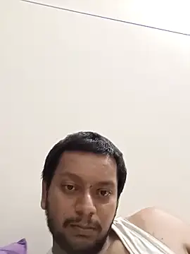 Snapshot of indianhotche chatting on March 19, 2025, 8:22 pm indianhotche online show from March 19, 2025, 8:22 pm