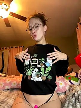 Snapshot of sage__marie chatting on September 23, 2025, 9:38 am sage marie online show from September 23, 2025, 9:38 am