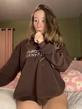 Snapshot of sage__marie chatting on October 11, 2025, 9:32 am sage marie online show from October 11, 2025, 9:32 am