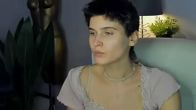 Snapshot of sarah_perfect chatting on October 9, 2025, 2:17 pm sarah perfect online show from October 9, 2025, 2:17 pm