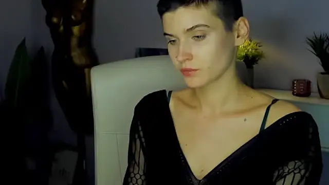 Snapshot of sarah_perfect chatting on November 11, 2025, 2:23 pm sarah perfect online show from November 11, 2025, 2:23 pm