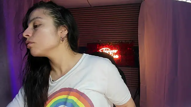 rosse 2504 online show from December 19, 2025, 4:20 pm