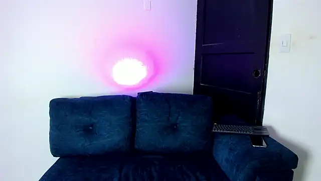 AndreaAndKarina online show from January 16, 2026, 8:02 pm