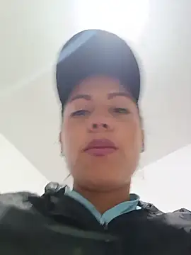 Snapshot of _andrea30 chatting on June 17, 2026, 11:20 am andrea30 online show from June 17, 2026, 11:20 am