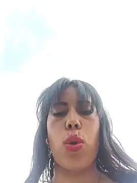 Snapshot of _andrea30 chatting on May 29, 2026, 11:49 am andrea30 online show from May 29, 2026, 11:49 am
