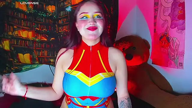 Snapshot of LailaCatt chatting on December 22, 2025, 7:19 am LailaCatt online show from December 22, 2025, 7:19 am