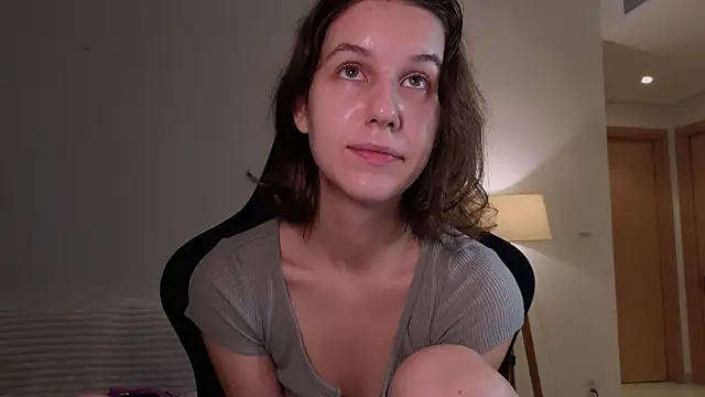 Snapshot of VanessaBayer2 chatting on December 7, 2024, 9:39 pm VanessaBayer2 online show from December 7, 2024, 9:39 pm