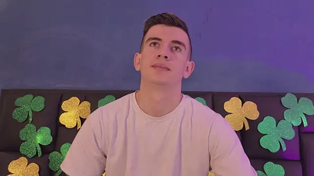 Snapshot of MikaelSlow chatting on March 15, 2026, 3:46 am MikaelSlow online show from March 15, 2026, 3:46 am