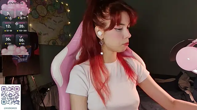 KudeMeows online show from December 2, 2025, 4:52 pm