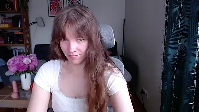 Snapshot of kenzie_x chatting on July 1, 2026, 4:35 am kenzie x online show from July 1, 2026, 4:35 am