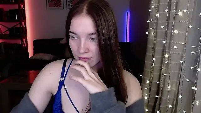 kenzie x online show from February 9, 2026, 6:55 am