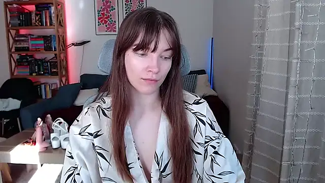 kenzie x online show from April 26, 2026, 6:32 am